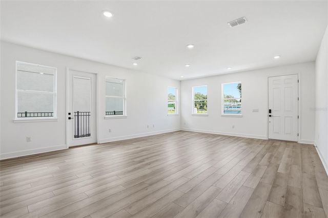 2033 AMELIA BAY PLACE, Valrico, FL 33596