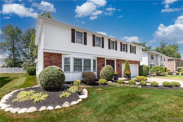 62 Heritage Road West, Amherst, NY 14221