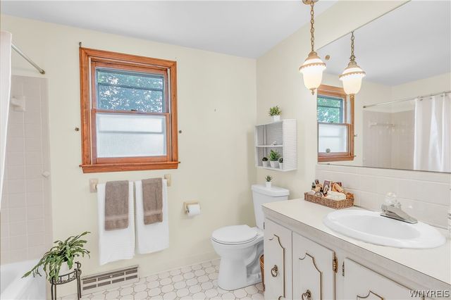 62 Heritage Road West, Amherst, NY 14221