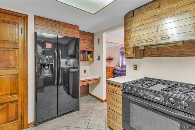 62 Heritage Road West, Amherst, NY 14221