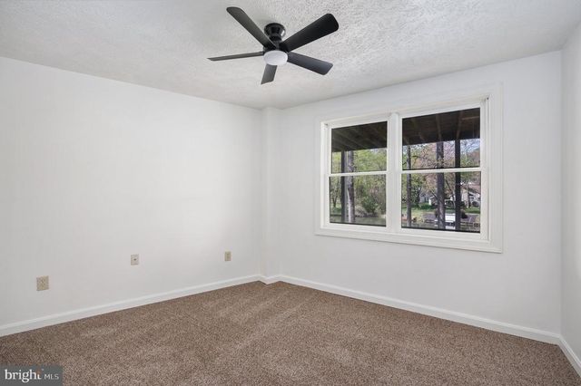 119 LARKSPUR LN, Locust Grove, VA 22508