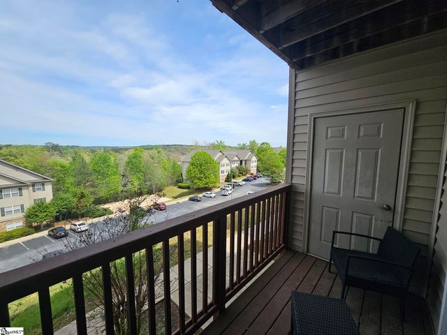 713 Harts Cove Way, Seneca, SC 29678
