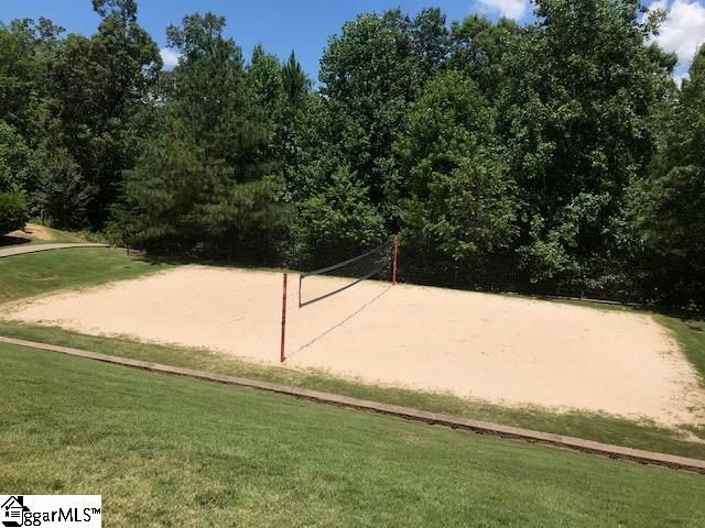 713 Harts Cove Way, Seneca, SC 29678