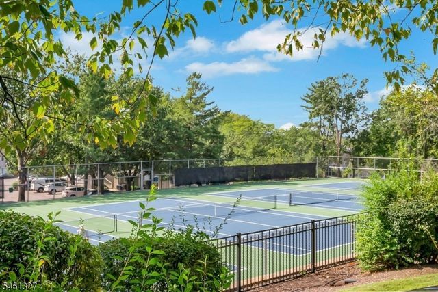 47 Mayflower Dr, Bernards Twp., NJ 07920
