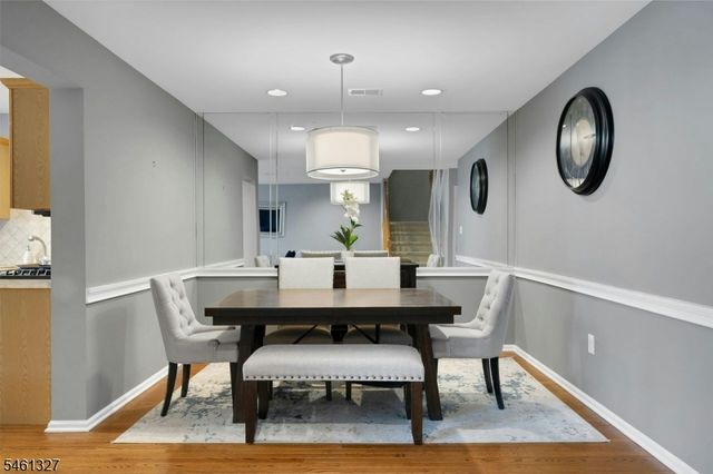 47 Mayflower Dr, Bernards Twp., NJ 07920