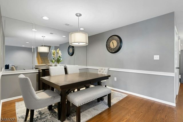 47 Mayflower Dr, Bernards Twp., NJ 07920