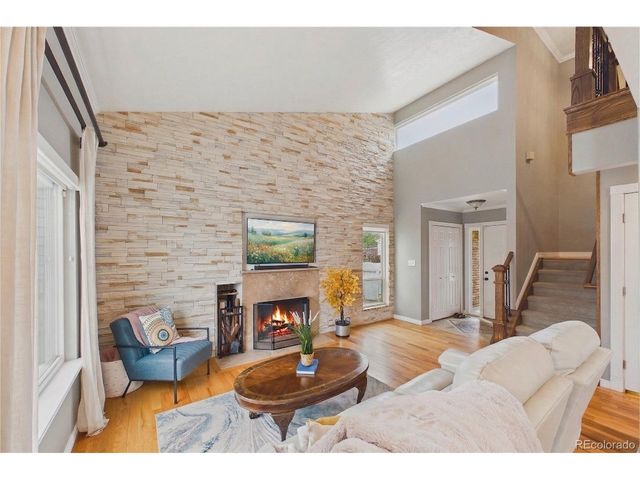 6472 Utica St, Arvada, CO 80003