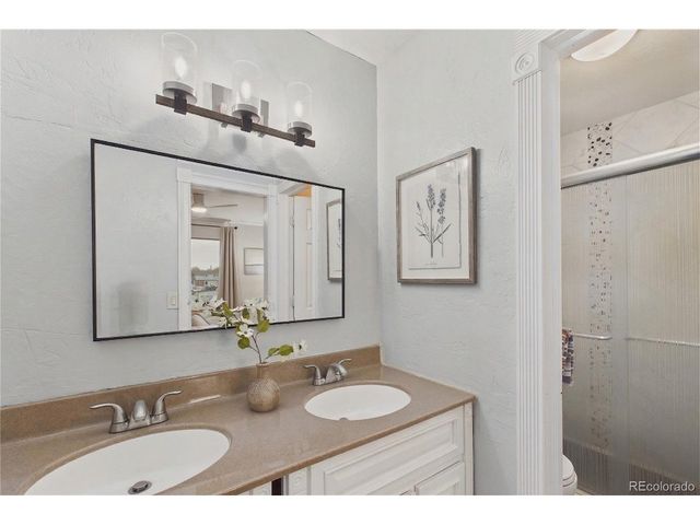 6472 Utica St, Arvada, CO 80003