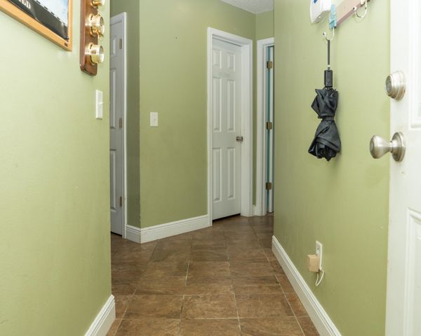 1990 Pentagon Street, Gulf Breeze, FL 32563