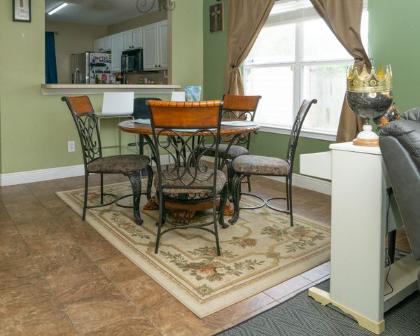 1990 Pentagon Street, Gulf Breeze, FL 32563