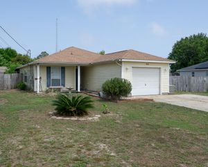 1990 Pentagon Street, Gulf Breeze, FL 32563