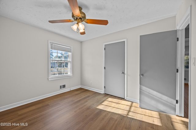 317 Pemberton Drive, Wilmington, NC 28412