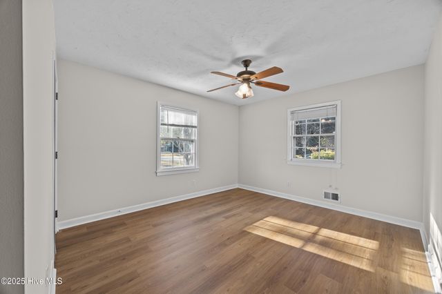 317 Pemberton Drive, Wilmington, NC 28412