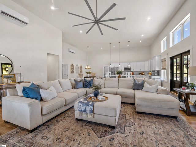128 Orchard Drive, Moore, SC 29369