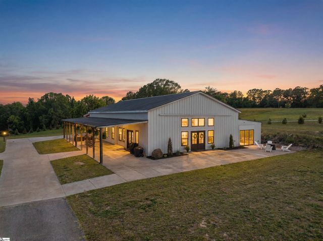 128 Orchard Drive, Moore, SC 29369