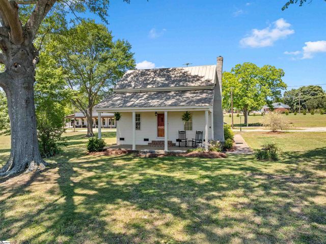 128 Orchard Drive, Moore, SC 29369