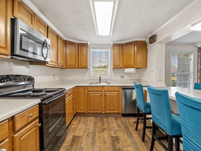 128 Orchard Drive, Moore, SC 29369