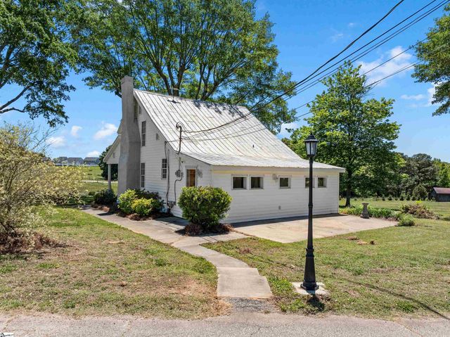 128 Orchard Drive, Moore, SC 29369
