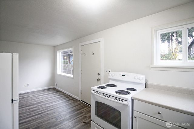 3119 Bridgeport Way W, University Place, WA 98466