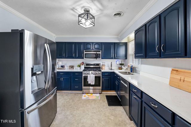 19763 Mccray Drive, Abingdon, VA 24211