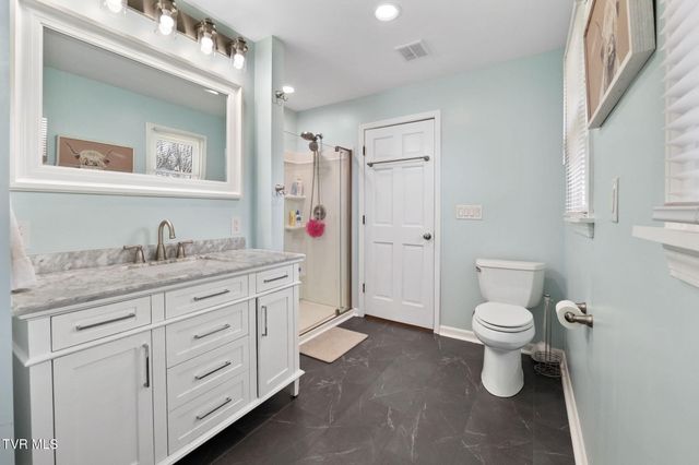 19763 Mccray Drive, Abingdon, VA 24211
