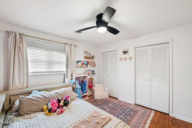 19763 Mccray Drive, Abingdon, VA 24211