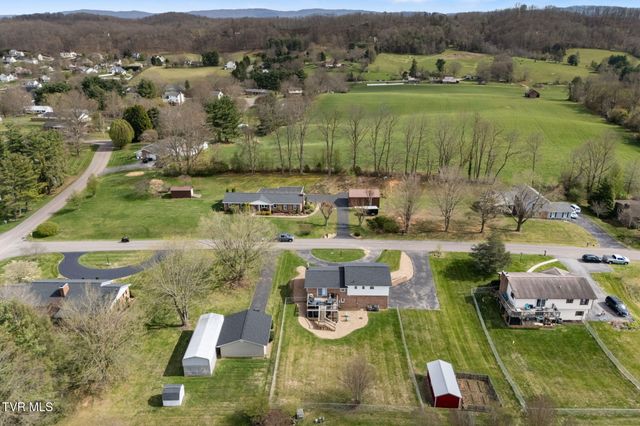 19763 Mccray Drive, Abingdon, VA 24211