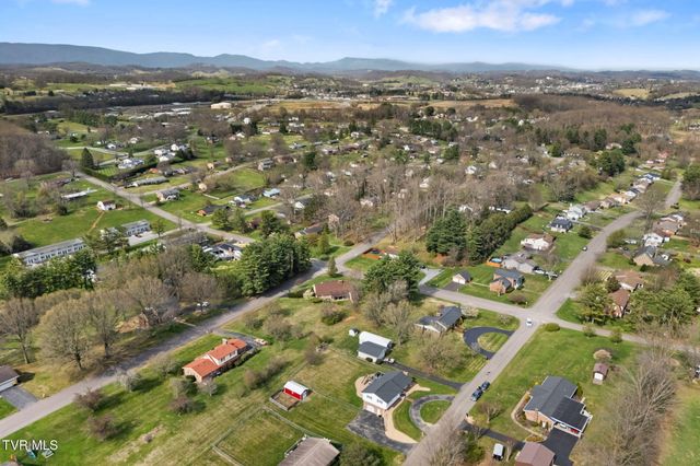 19763 Mccray Drive, Abingdon, VA 24211