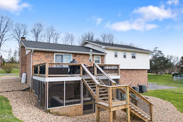 19763 Mccray Drive, Abingdon, VA 24211