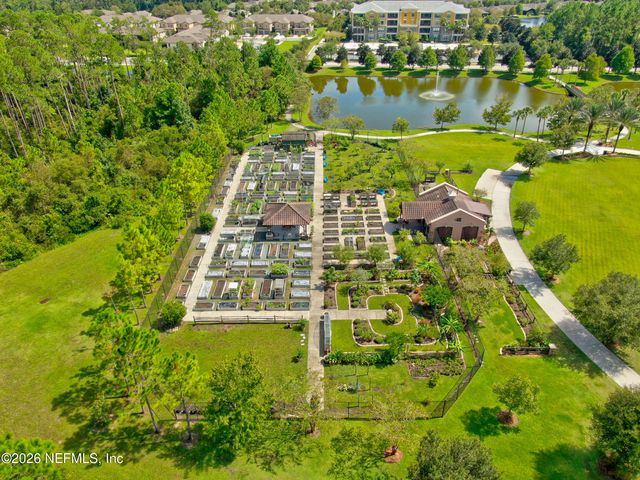 294 WOOD POND Loop, Ponte Vedra, FL 32081