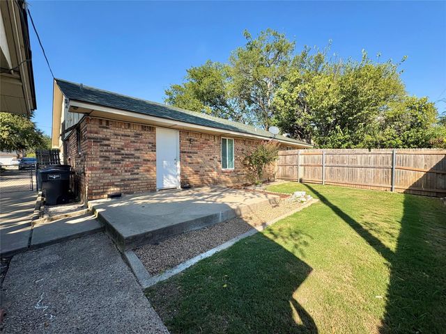 4923 Geddes Avenue, Fort Worth, TX 76107