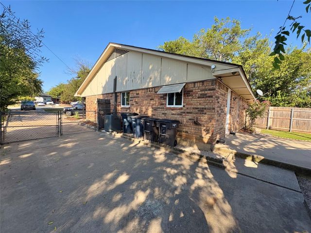 4923 Geddes Avenue, Fort Worth, TX 76107