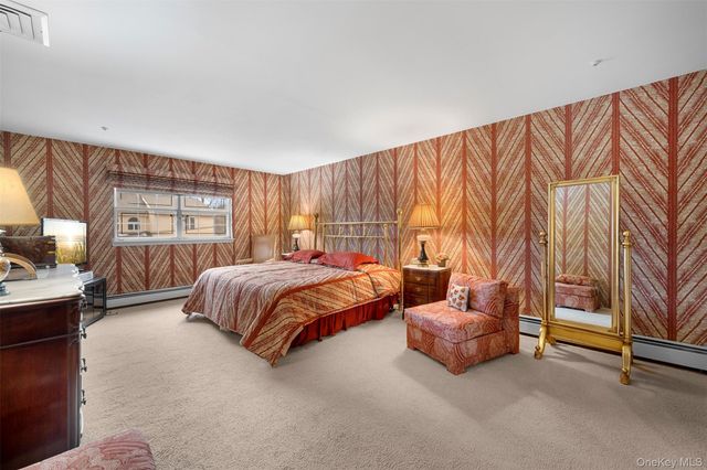 36 West Terrace Road, Great Neck, NY 11021