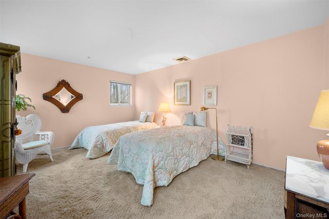 36 West Terrace Road, Great Neck, NY 11021