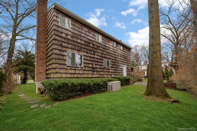 36 West Terrace Road, Great Neck, NY 11021