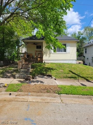 715 Gardendale Avenue, Akron, OH 44310