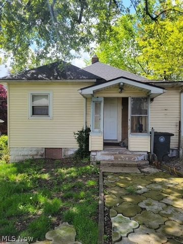 715 Gardendale Avenue, Akron, OH 44310