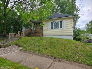 715 Gardendale Avenue, Akron, OH 44310