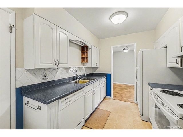 9609 W 57th Ave, Arvada, CO 80002