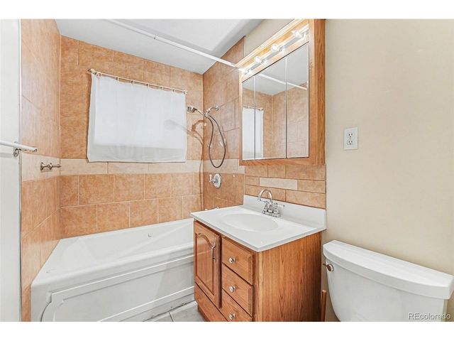 9609 W 57th Ave, Arvada, CO 80002