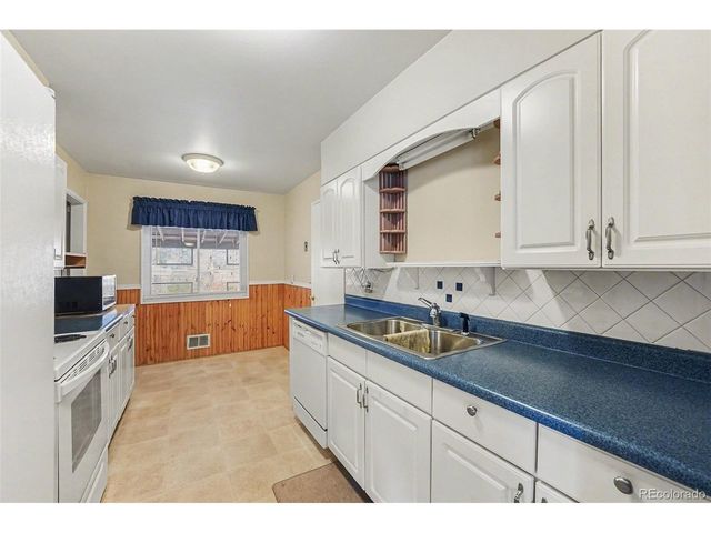 9609 W 57th Ave, Arvada, CO 80002