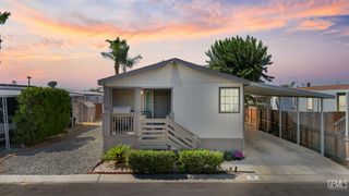 6601 Eucalyptus Drive 12, Bakersfield, CA 93306