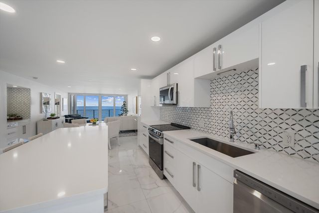 900 Ocean Drive 504, Juno Beach, FL 33408