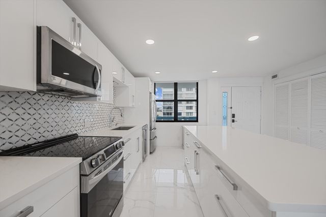 900 Ocean Drive 504, Juno Beach, FL 33408