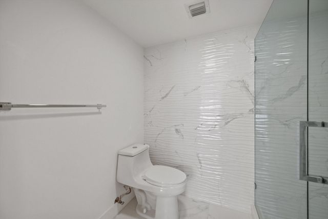 900 Ocean Drive 504, Juno Beach, FL 33408