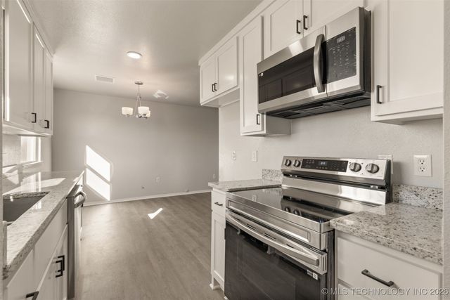 18257 E 650 Road, Inola, OK 74036