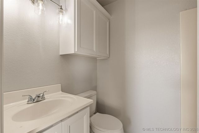 18257 E 650 Road, Inola, OK 74036