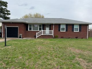 6328 Shelby LN, Virginia Beach, VA 23464