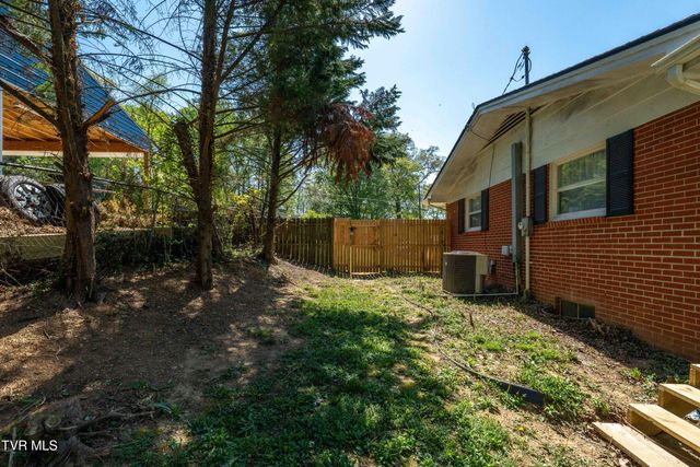 1405 Brentwood Drive, Greeneville, TN 37743