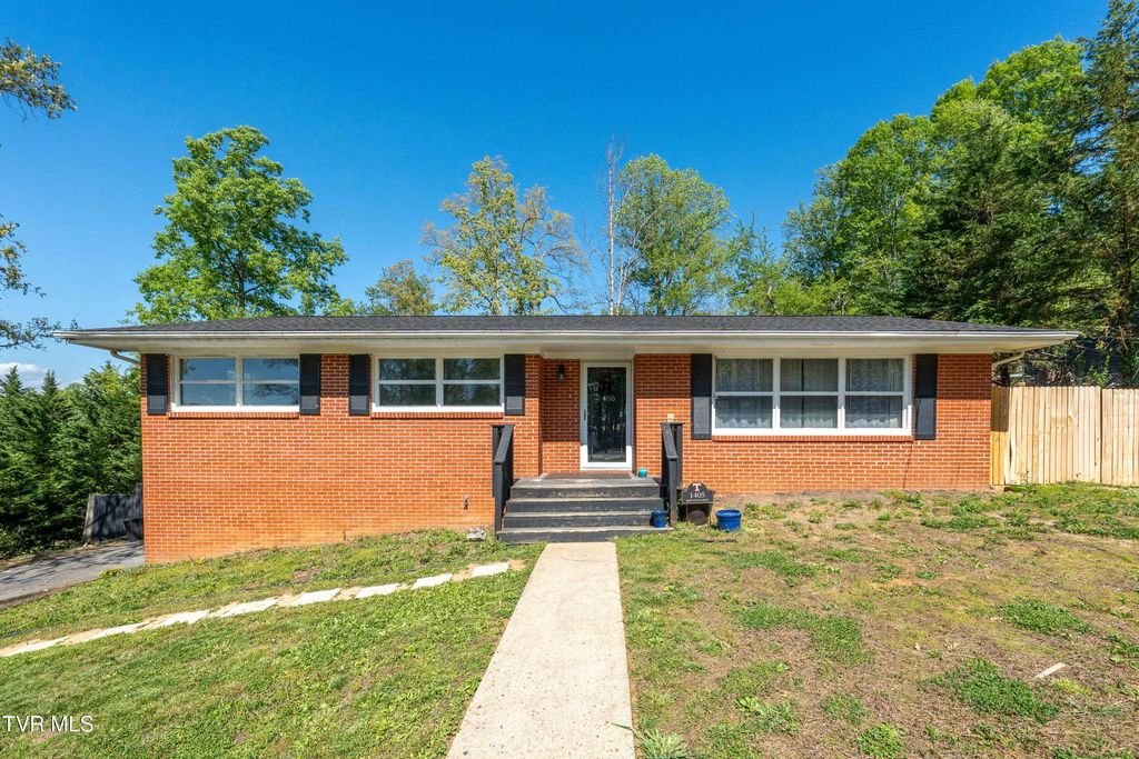 1405 Brentwood Drive, Greeneville, TN 37743